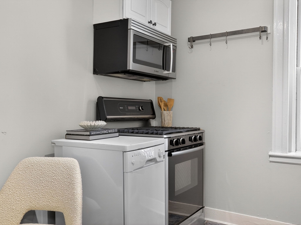 32 Robinwood Ave # 7