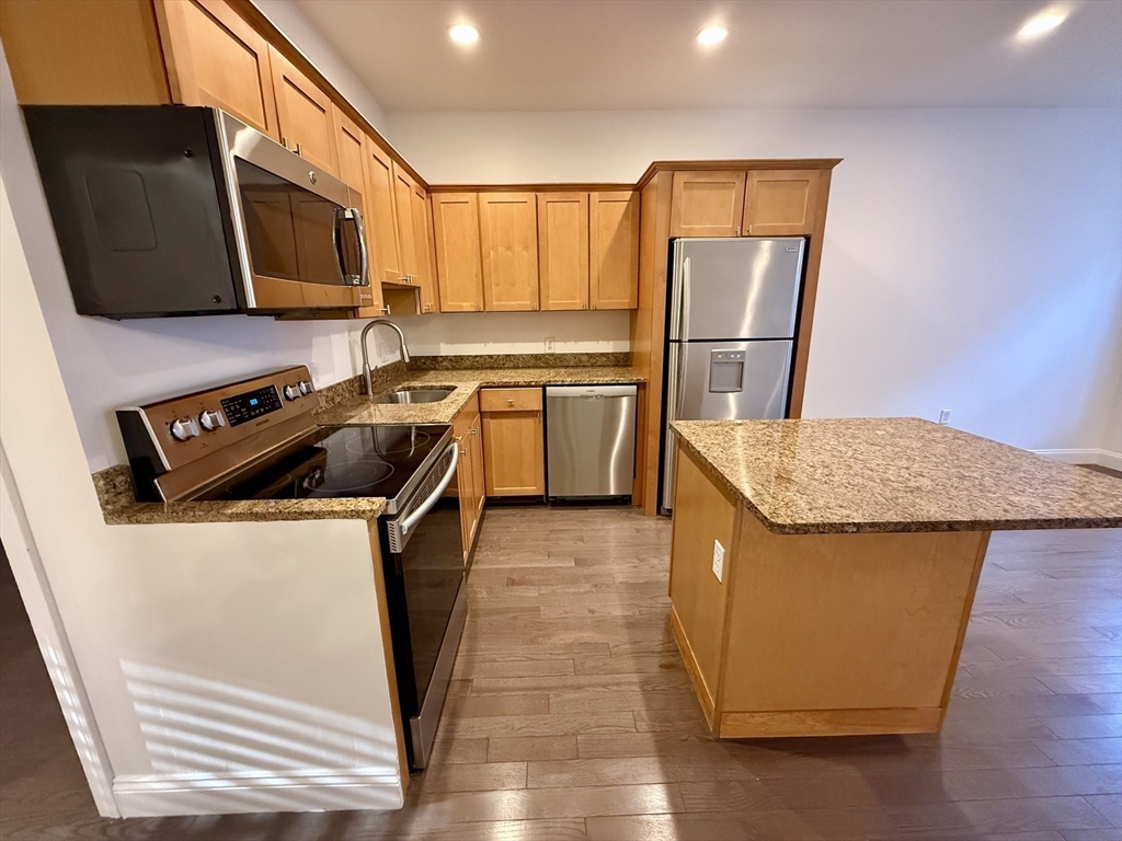 58 E Springfield St # 1