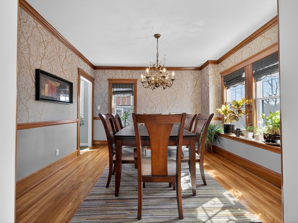 164 Floral Ave