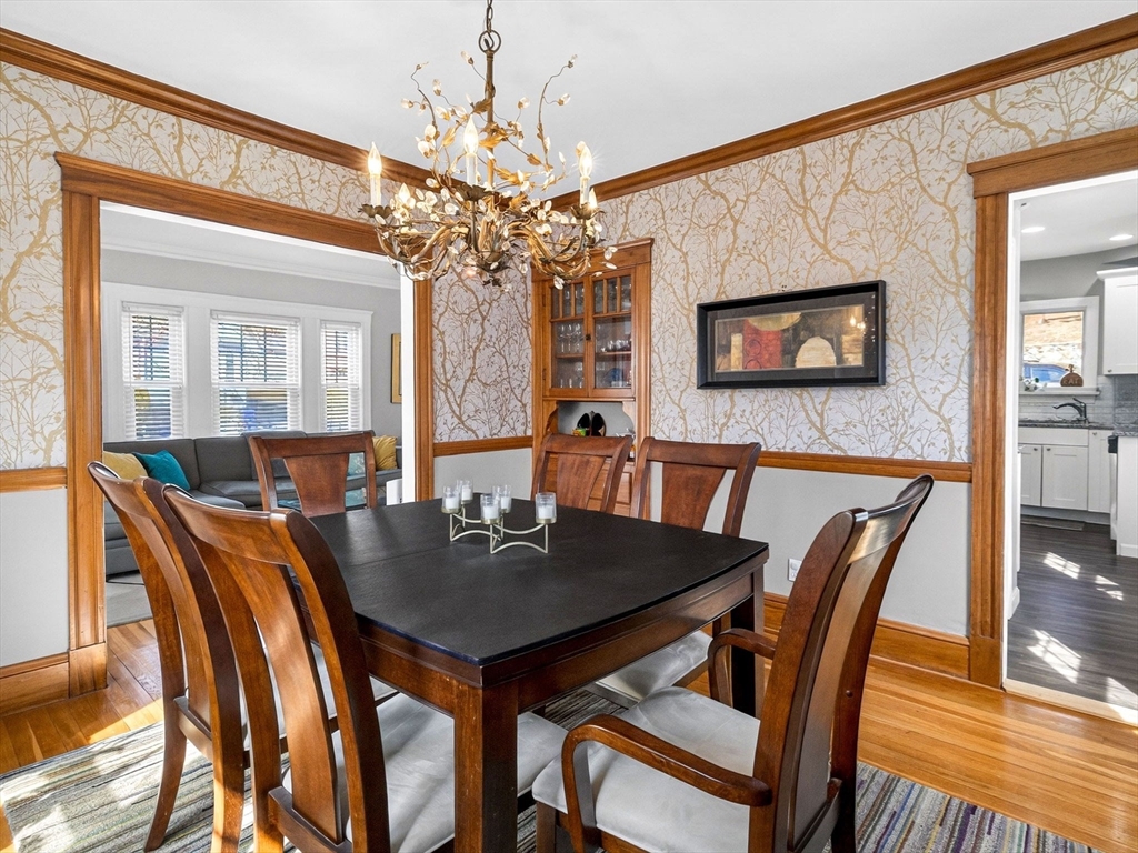 164 Floral Ave