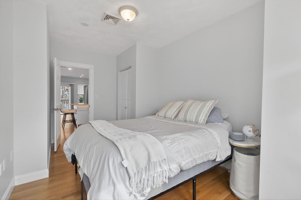 116 Trenton St # 2