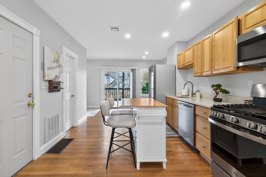 116 Trenton St # 2