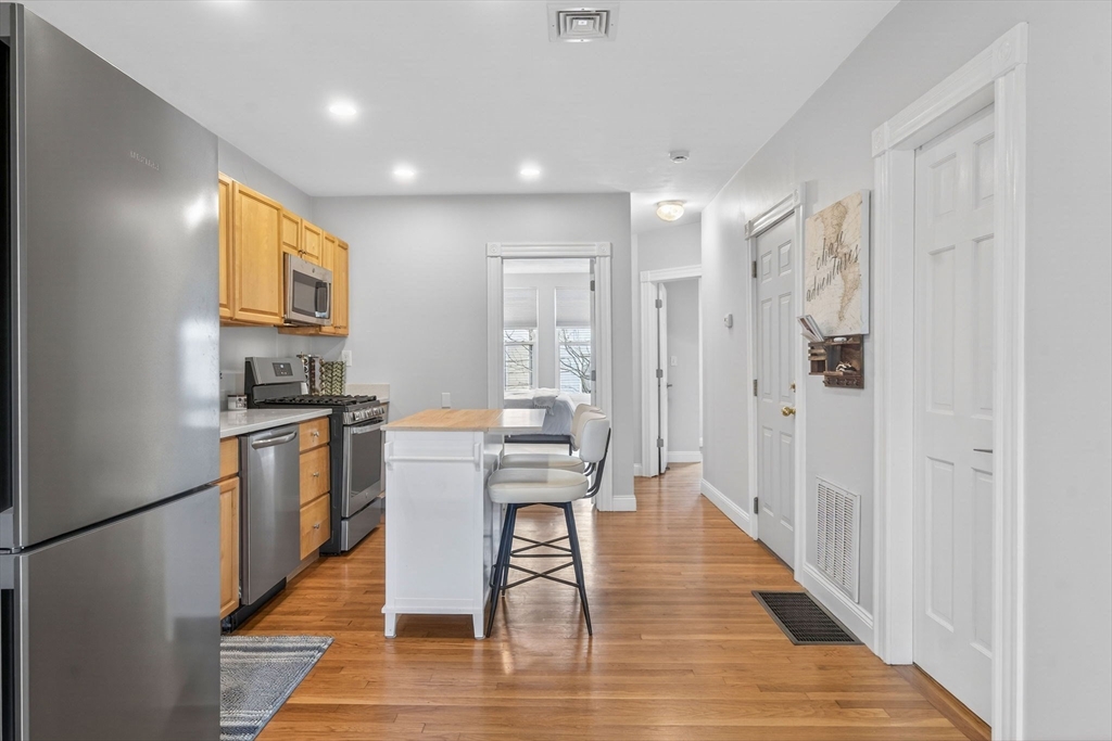 116 Trenton St # 2