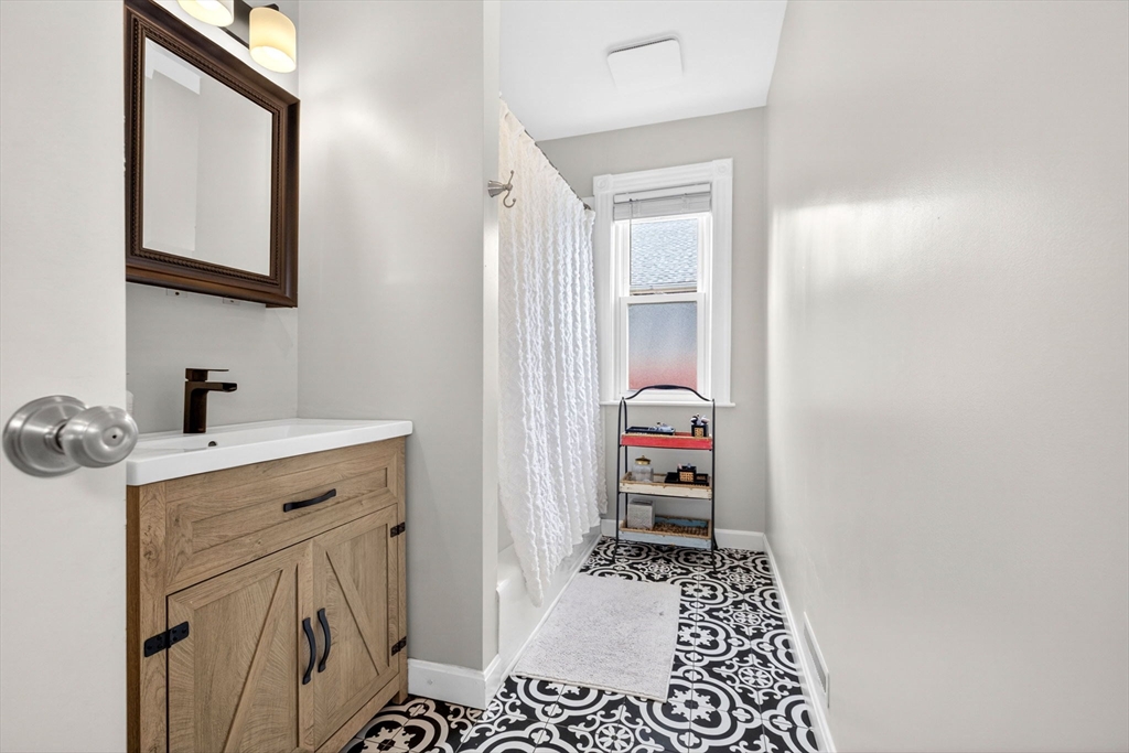 40 Montvale Street # 1