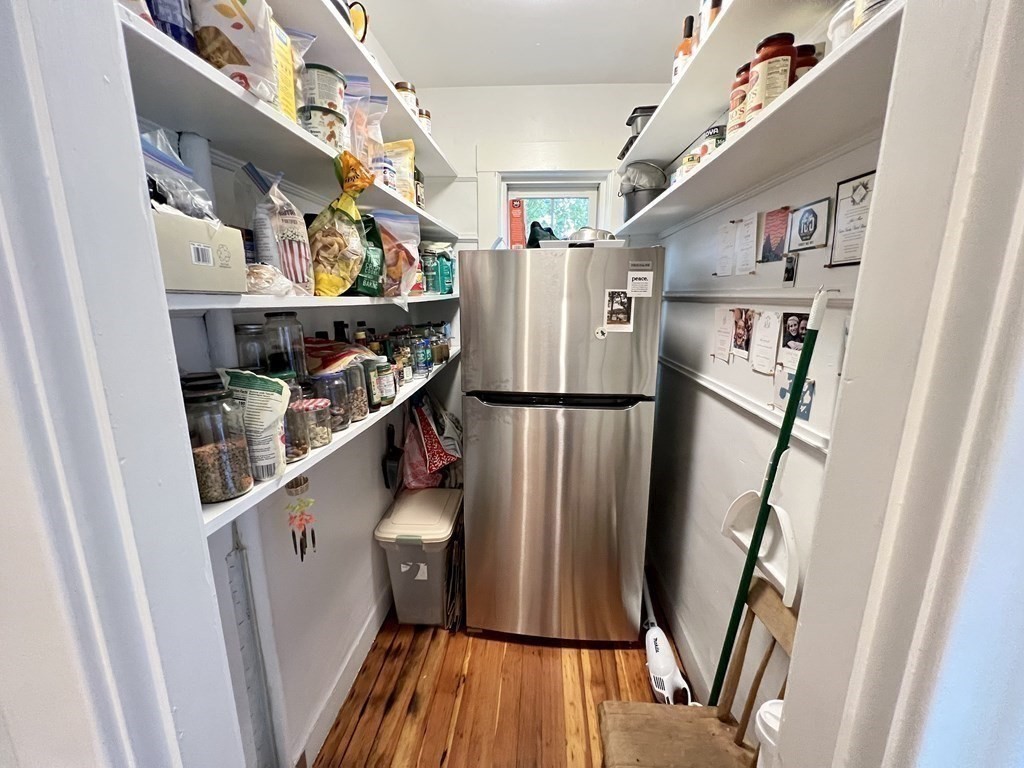 12 Rosemary St # 1