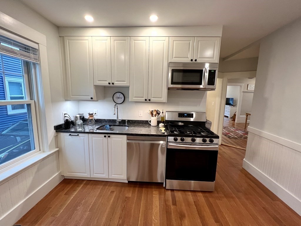 12 Rosemary St # 1