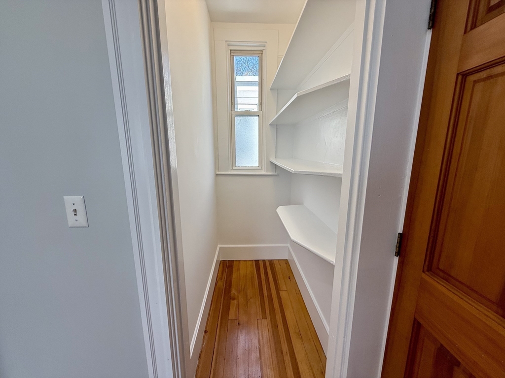 38 Goldsmith St # 3
