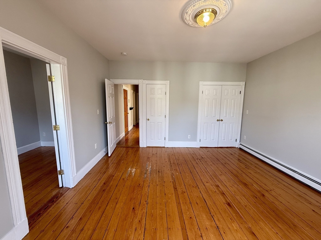 38 Goldsmith St # 3