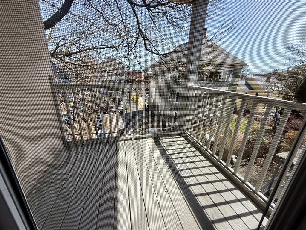 38 Goldsmith St # 3