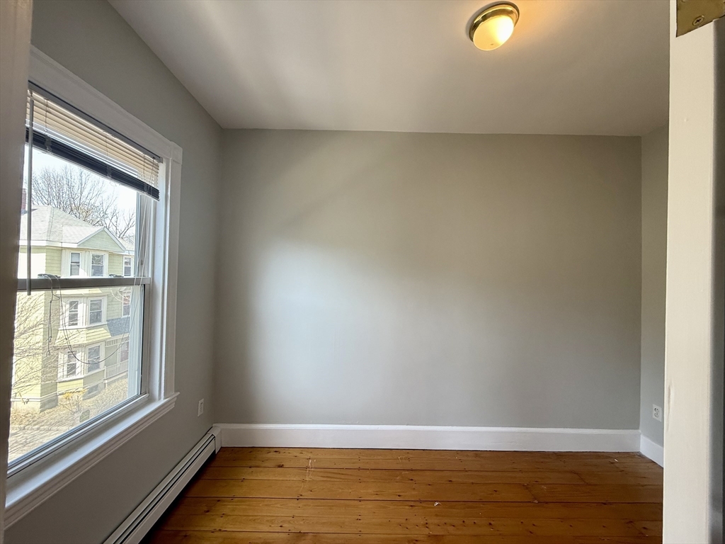 38 Goldsmith St # 3