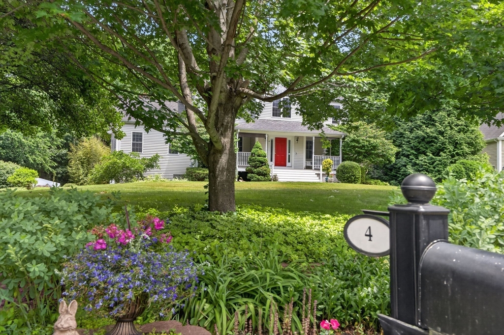 4 Kybren Cir