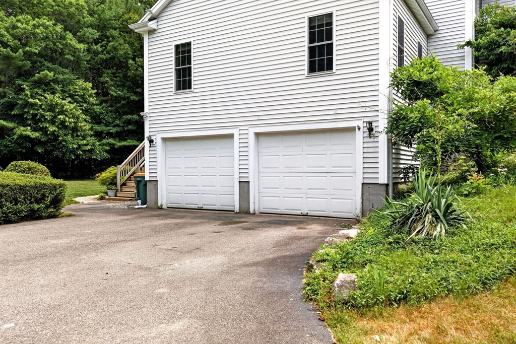 4 Kybren Cir