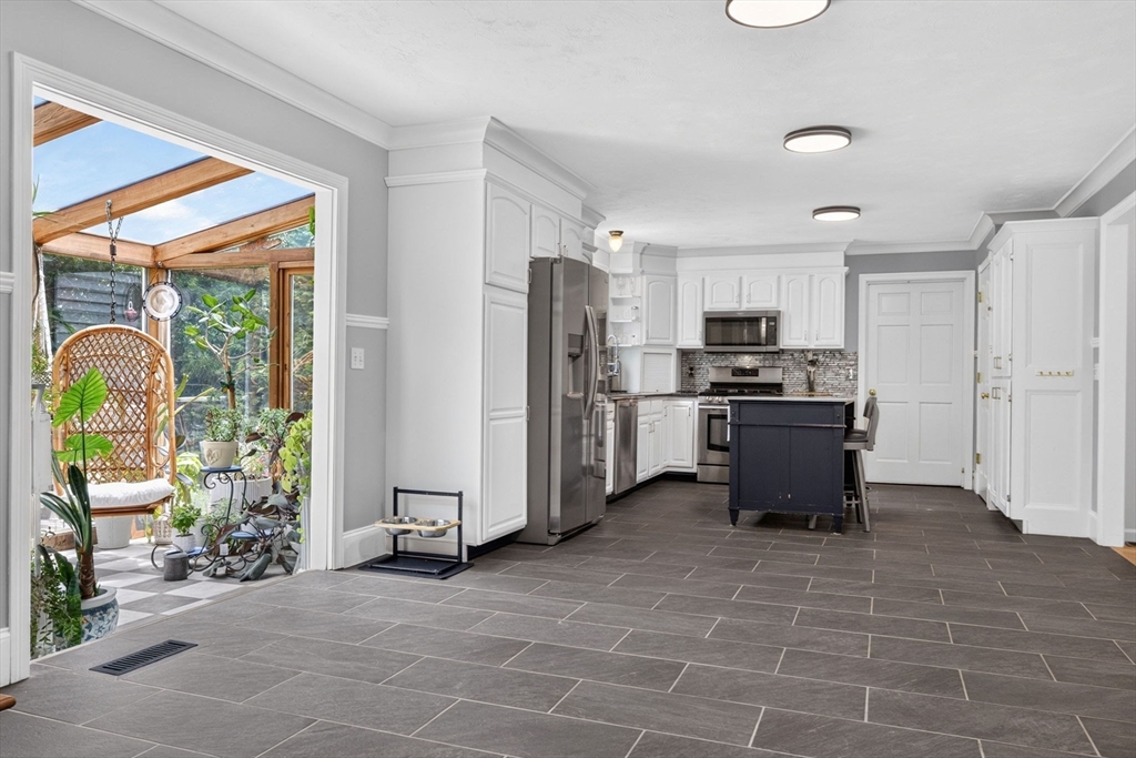 4 Kybren Cir