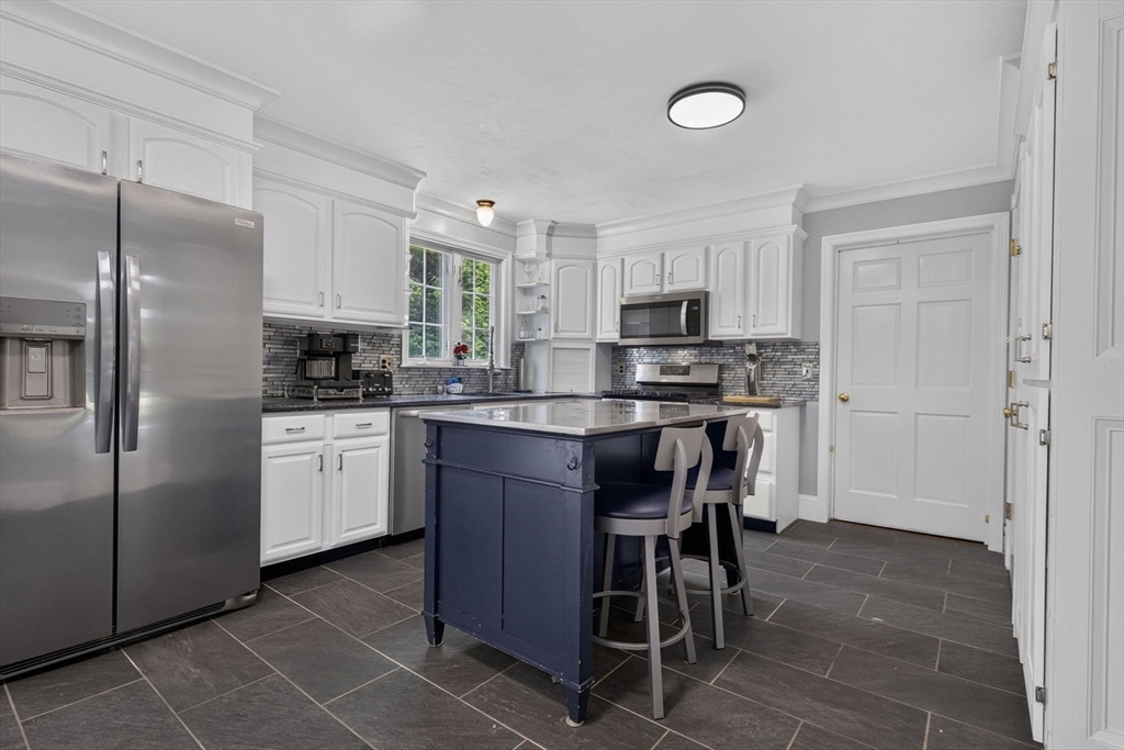 4 Kybren Cir