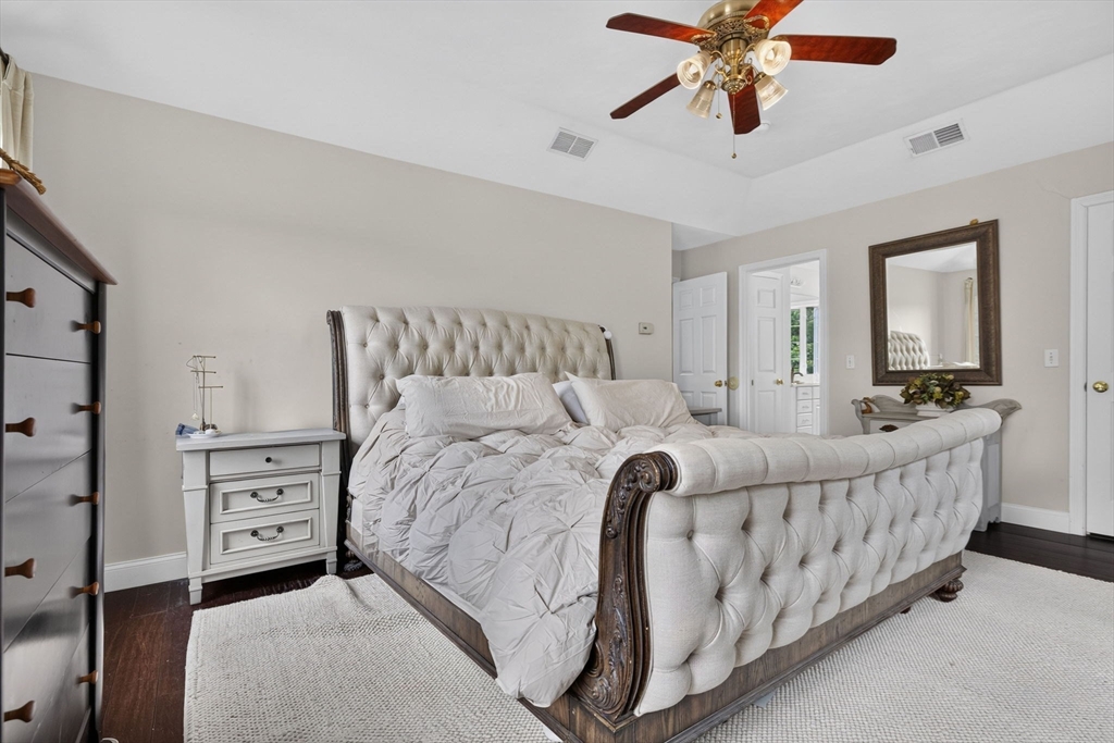 4 Kybren Cir