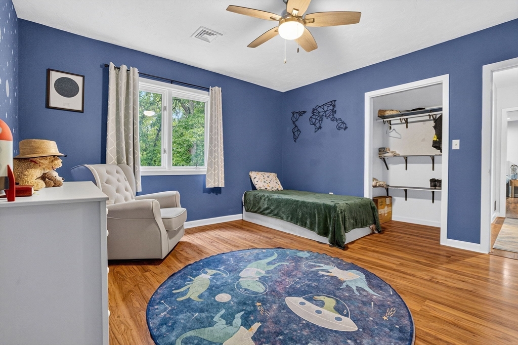 27 Walden Dr