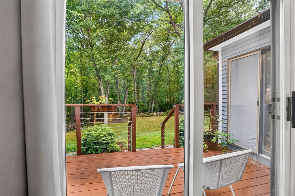 27 Walden Dr