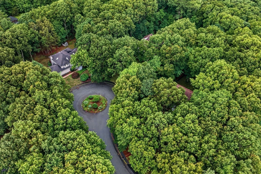 27 Walden Dr