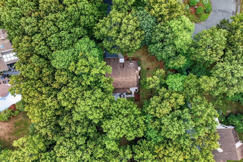 27 Walden Dr