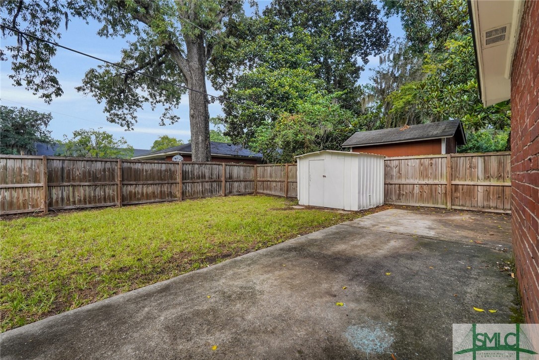 2102 Brentwood Drive