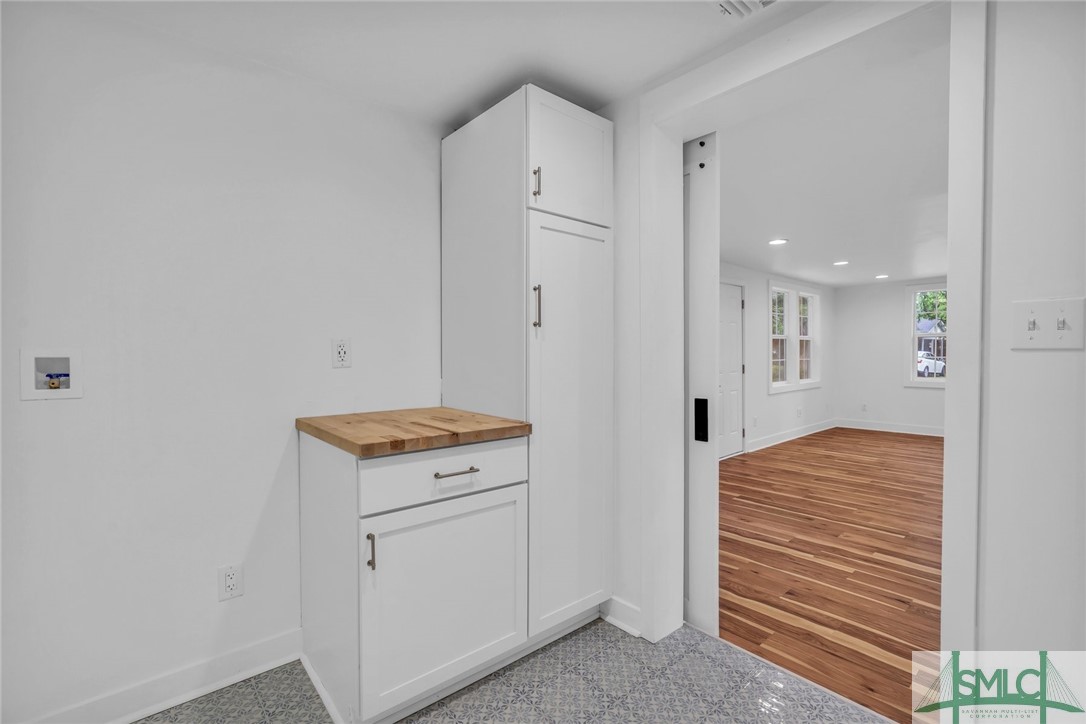 2102 Brentwood Drive