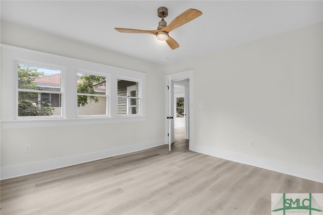 1112 E 49th Street