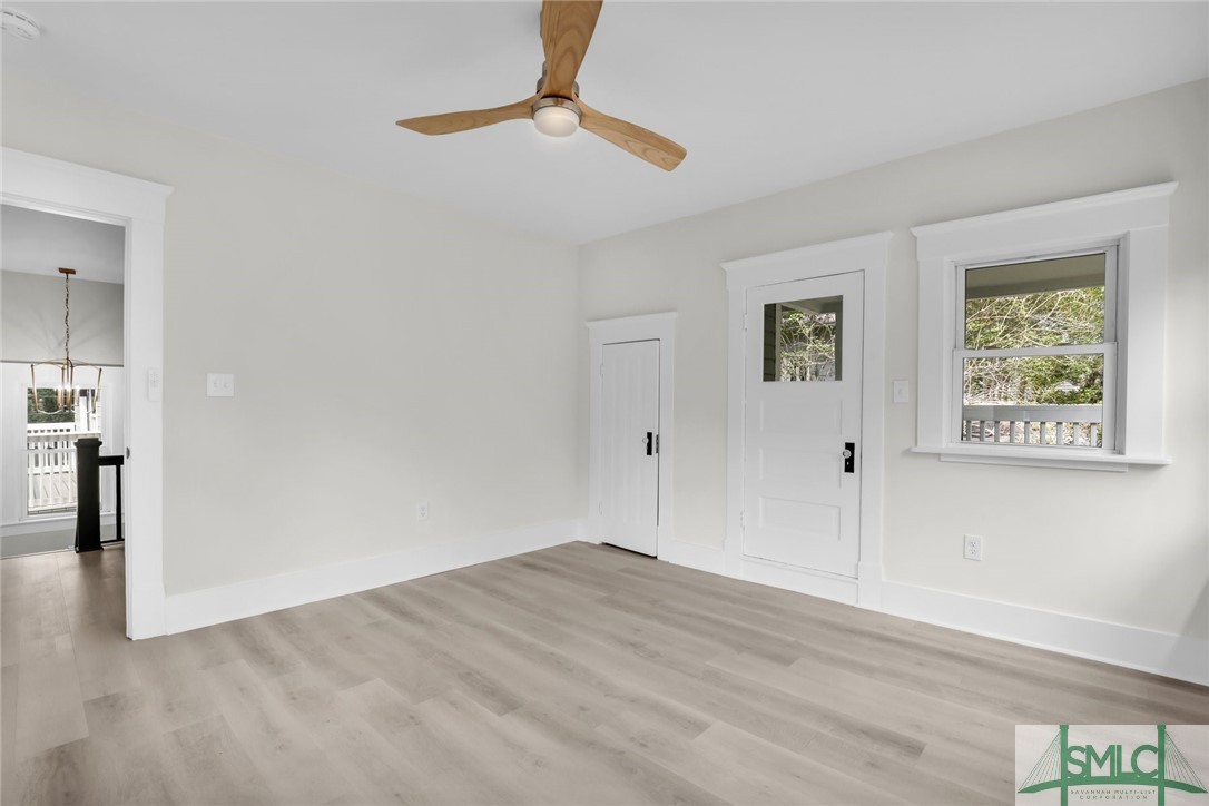 1112 E 49th Street