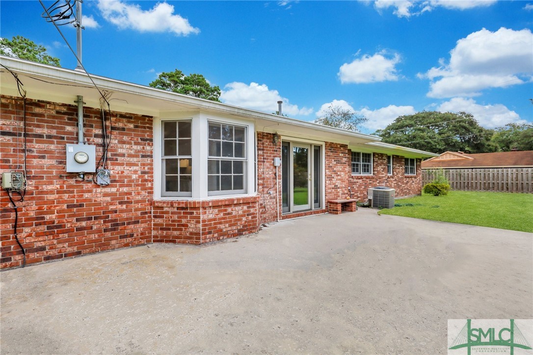 105 Montague Road