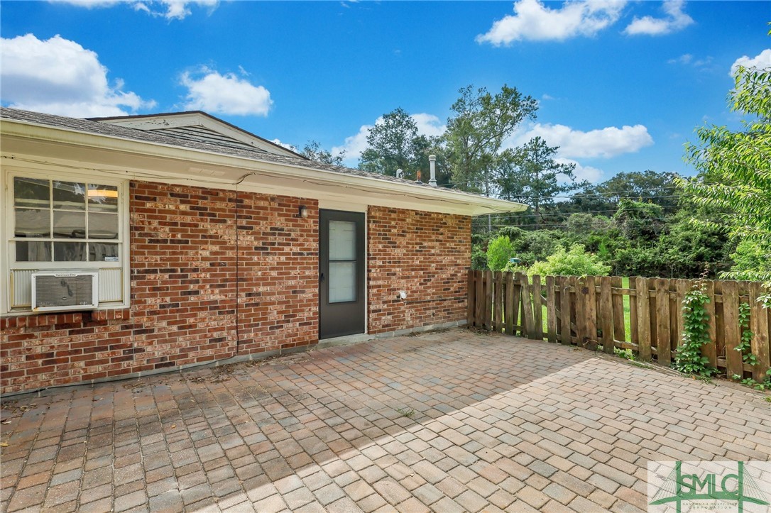 105 Montague Road
