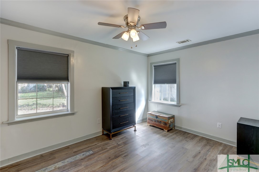 1418 E 56th Street
