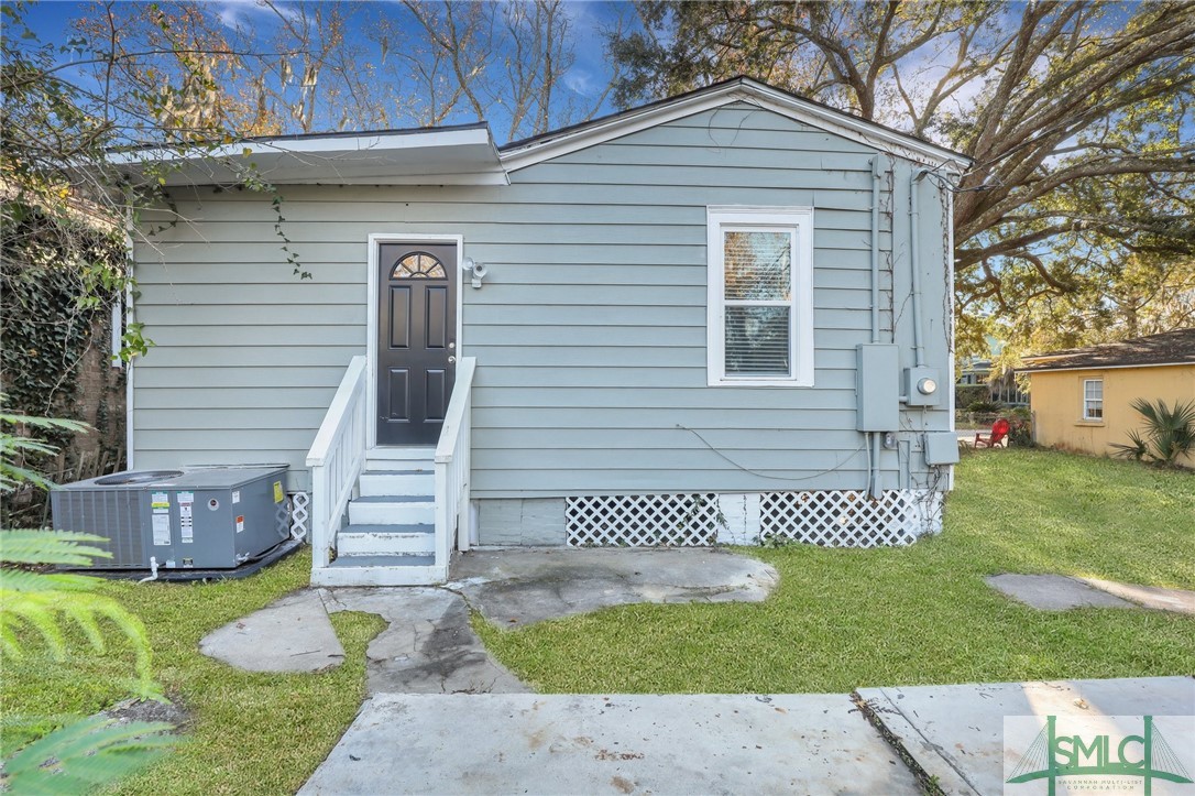 1222 E 32nd Street