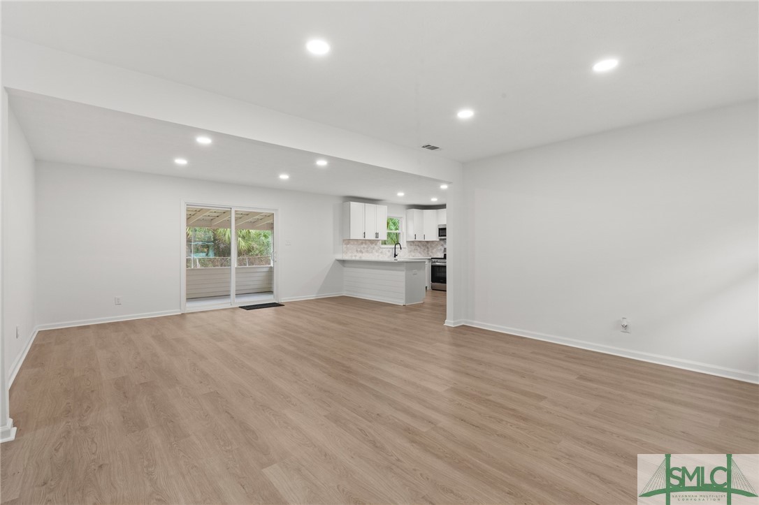111 Nassau Drive