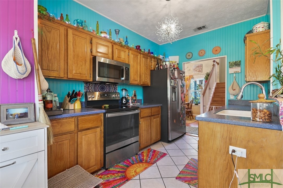 18 Angel Oaks Drive
