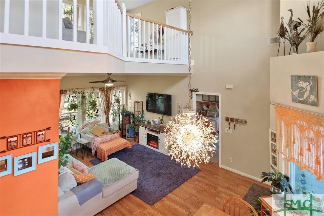 18 Angel Oaks Drive