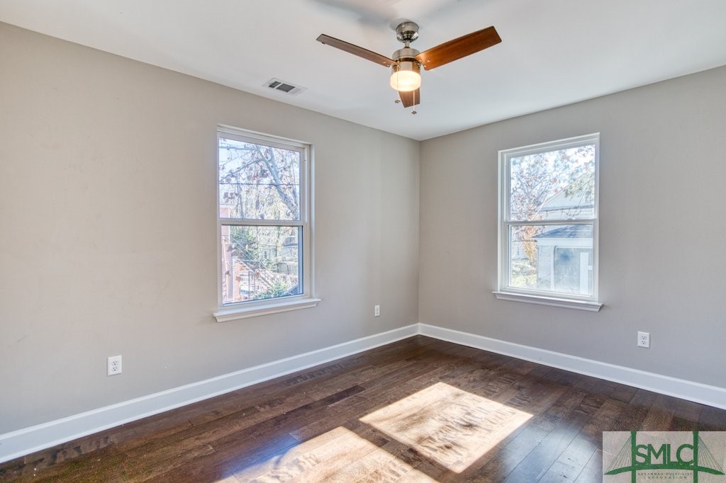 1109 E Anderson Street