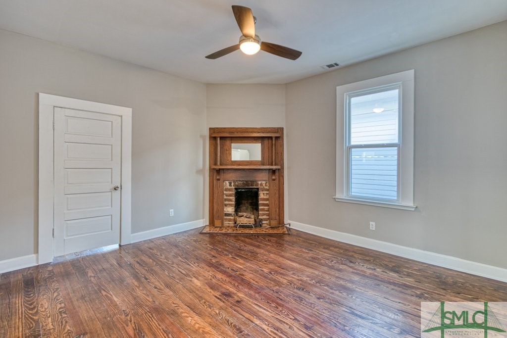 1109 E Anderson Street