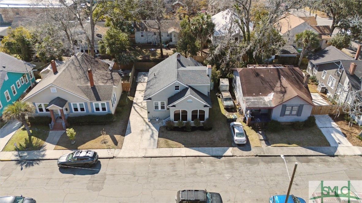 1007 Maupas Avenue