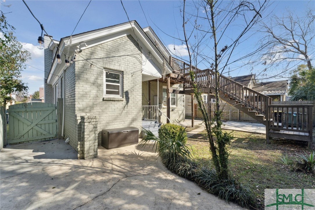 1007 Maupas Avenue