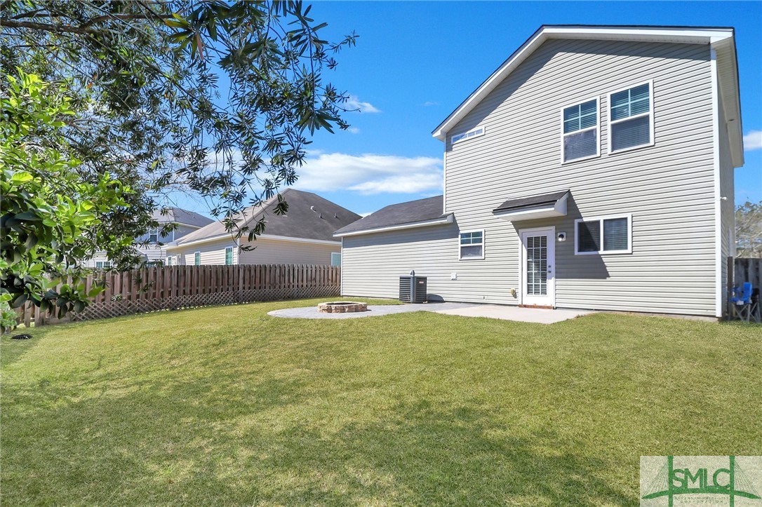 175 Calm Oaks Circle