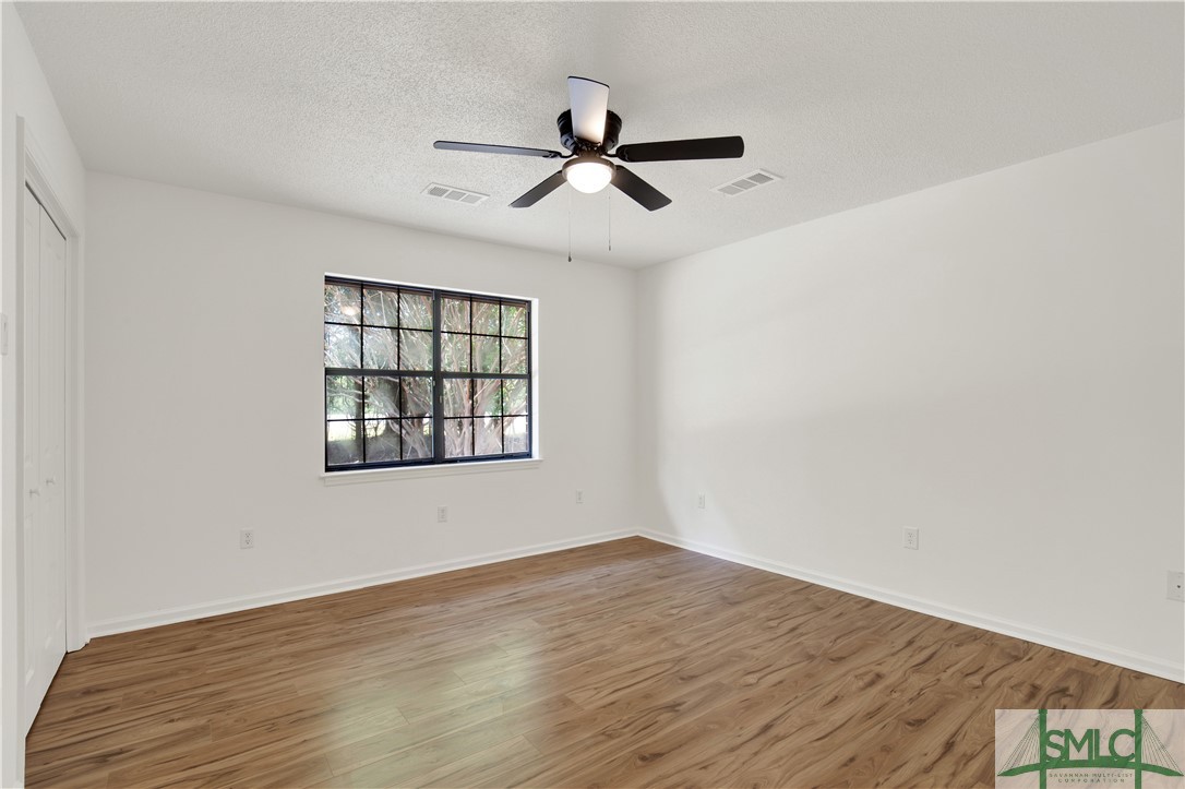 2463 Old Louisville Road