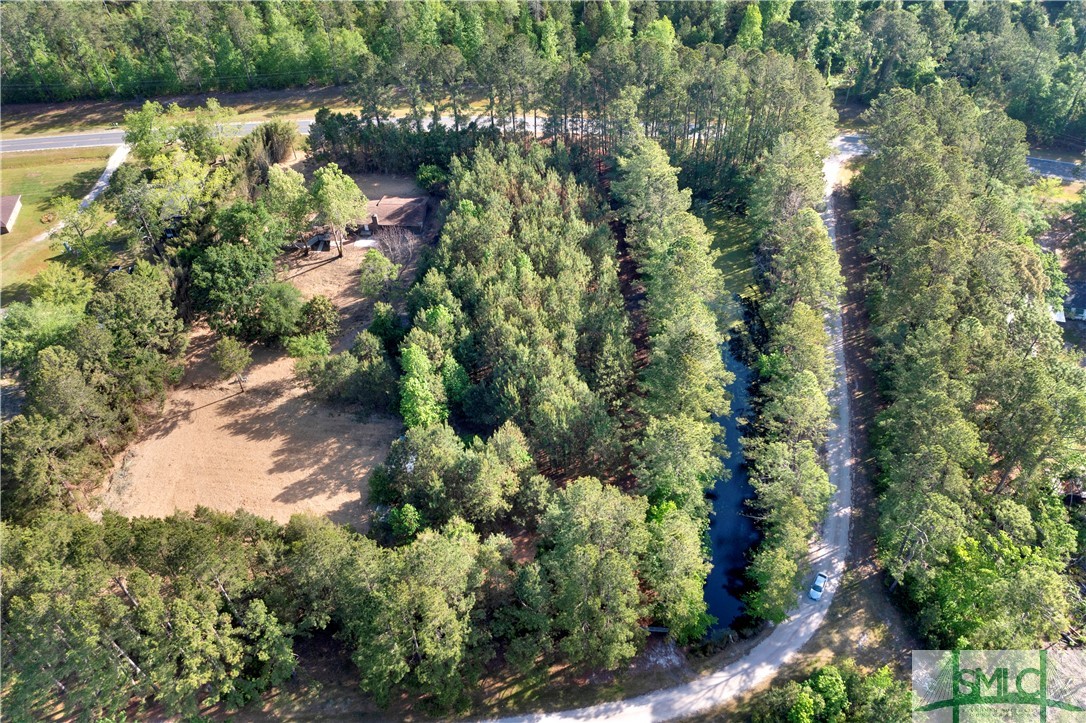 2463 Old Louisville Road