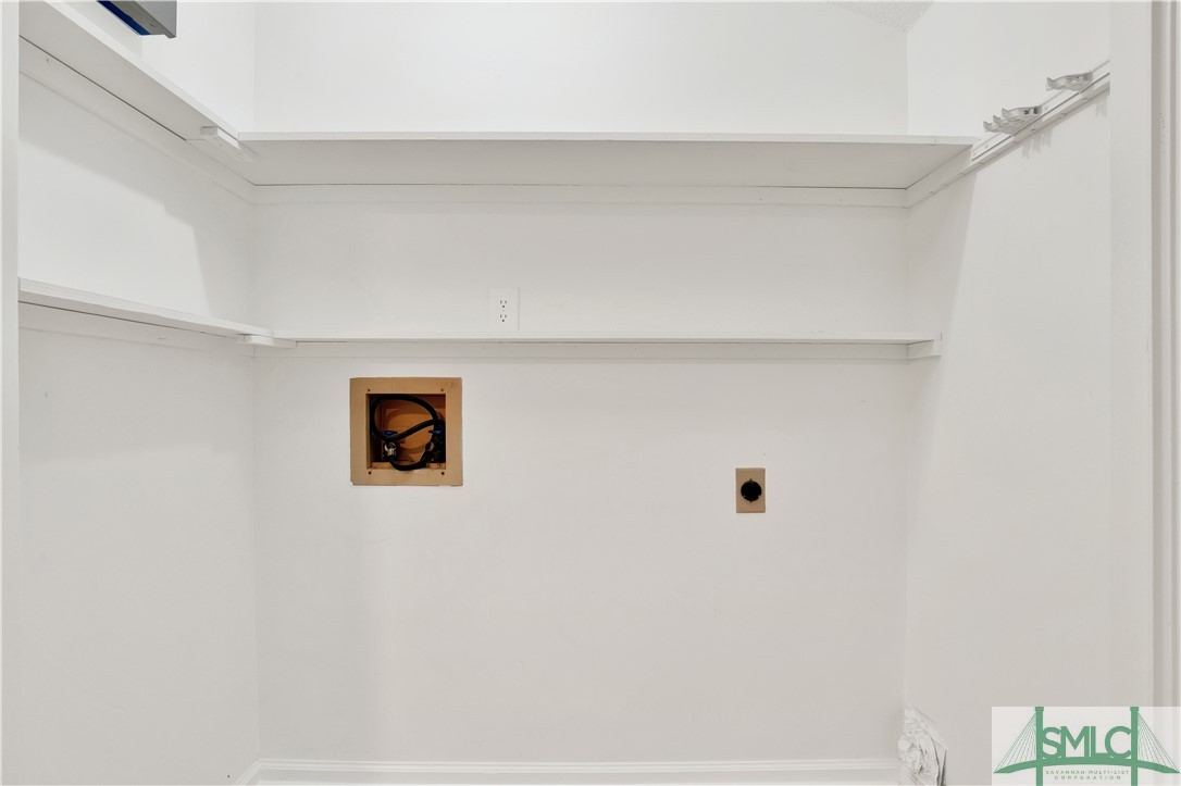 2463 Old Louisville Road