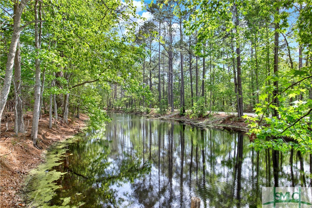 2463 Old Louisville Road