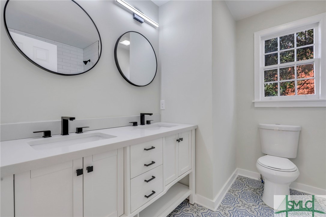 2403 Louisiana Avenue