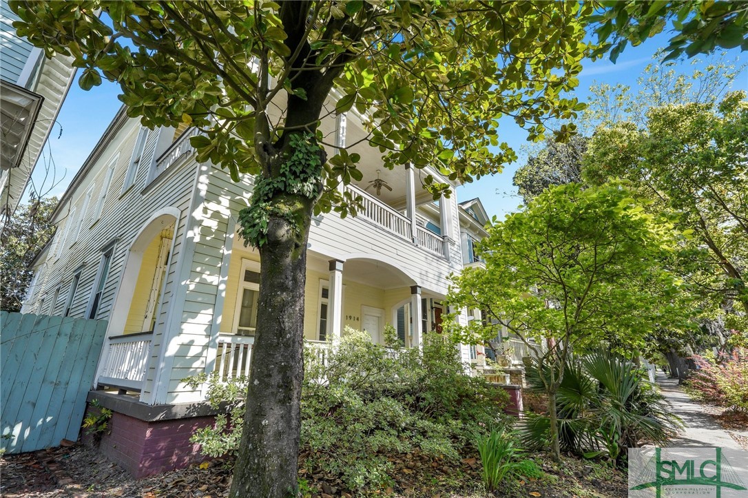 1914 Barnard Street