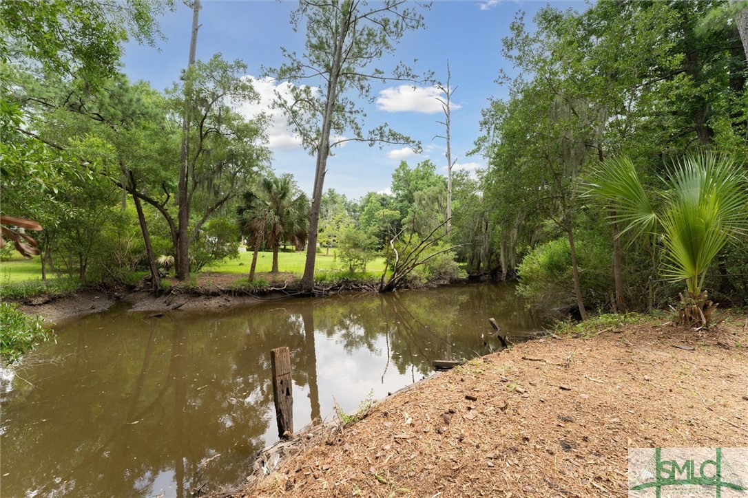 8906 Harmon Bluff Road