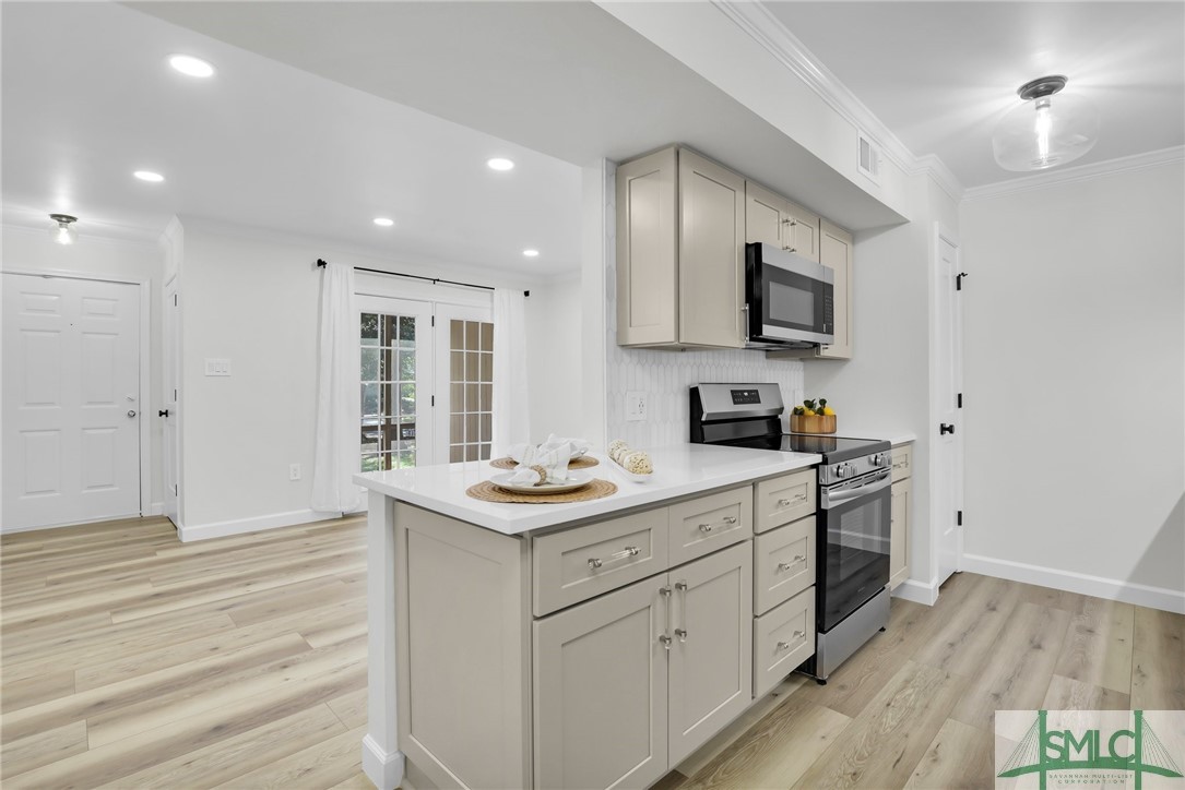 401 N Cromwell Road 2-H