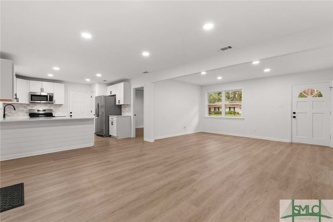 111 Nassau Drive