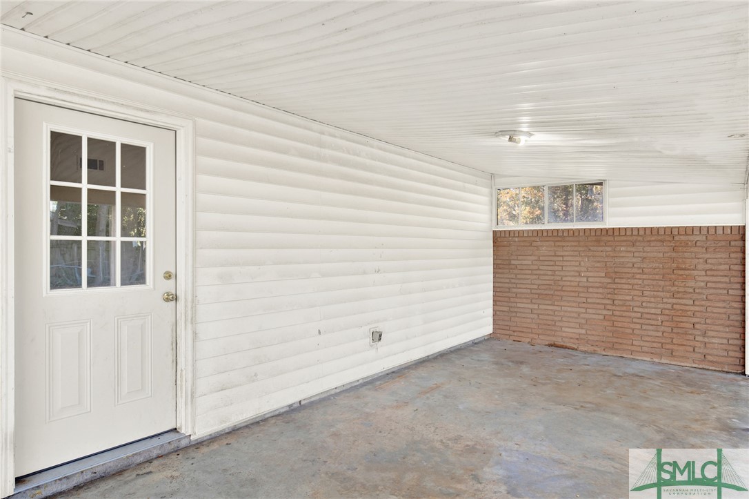 313 Willow Road