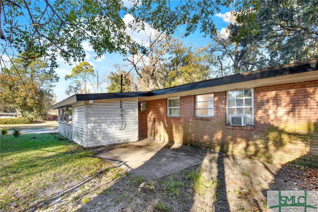313 Willow Road